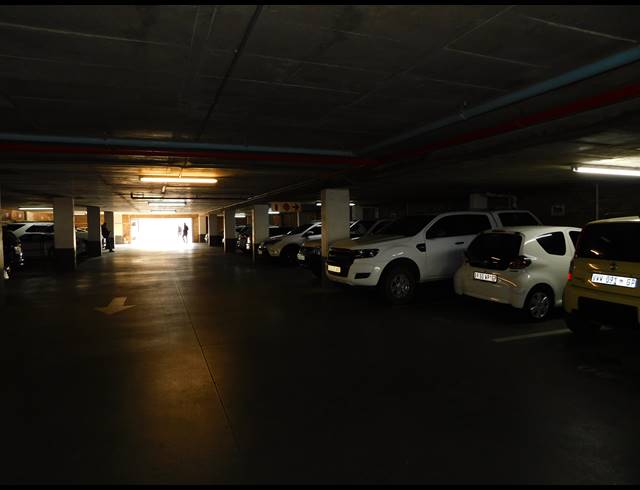 300M² OFFICE TO LET IN FERNDALE